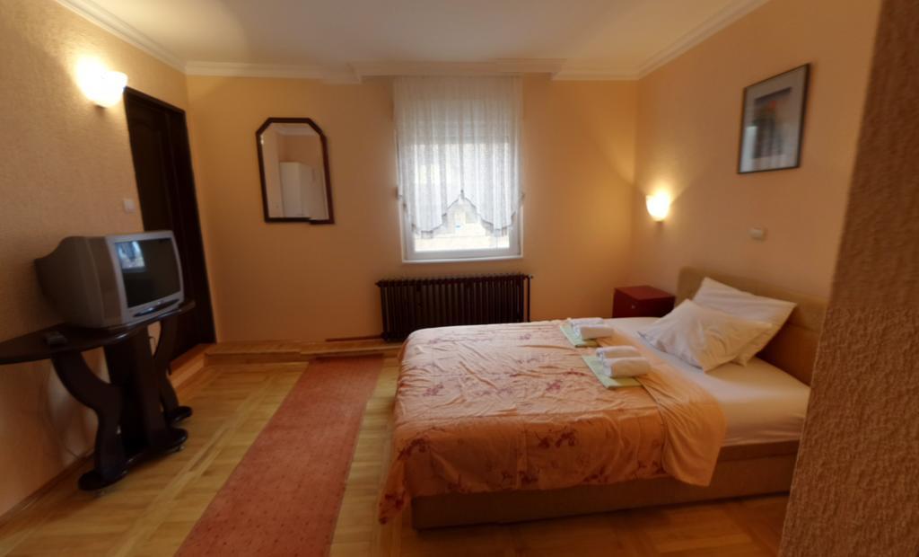 Jet Set Prenociste Rooms Novi Sad Room photo